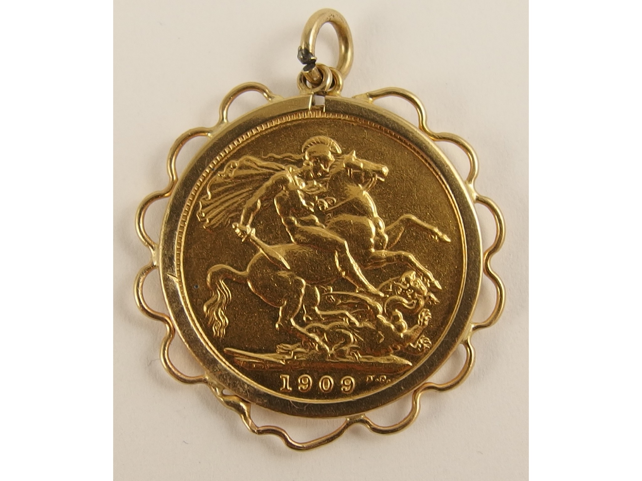 Appraisal: A full gold sovereign in ct pendant mount weight gms