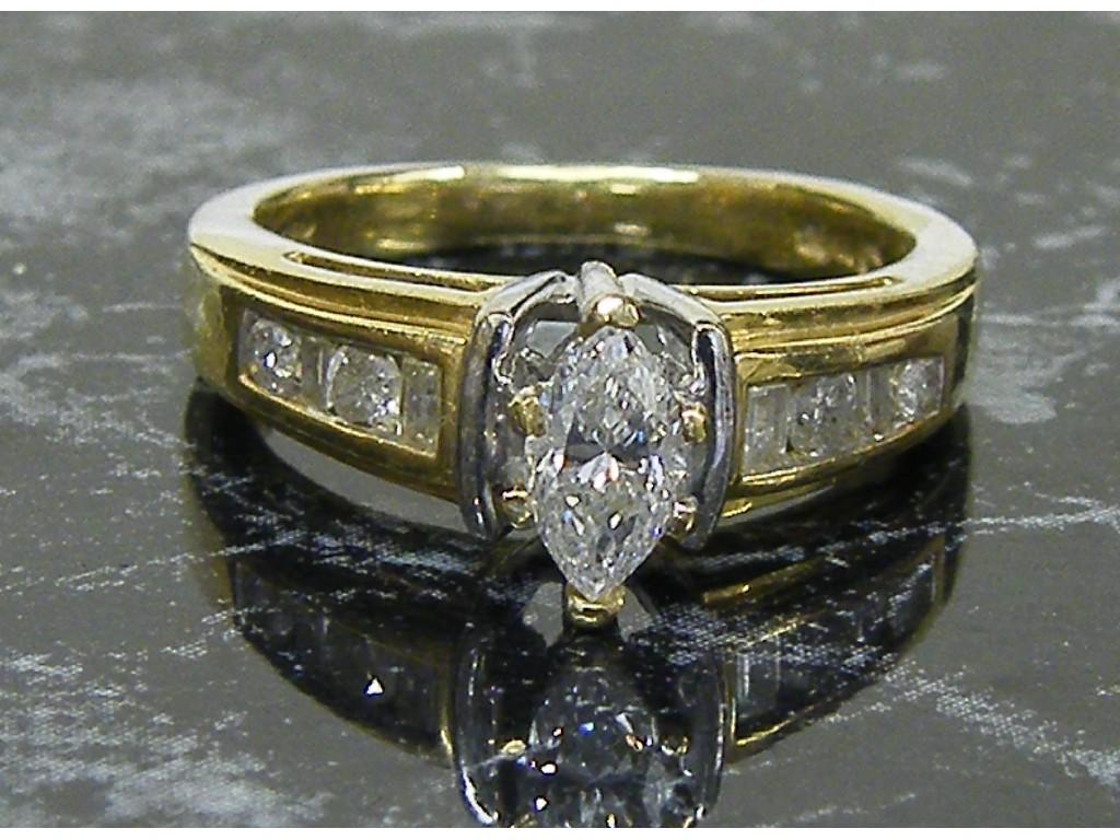 Appraisal: ct yellow gold diamond dress ring with a marquise cut