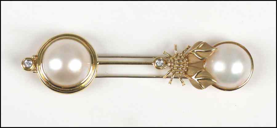 Appraisal: MABE PEARL DIAMOND AND KARAT YELLOW GOLD BROOCH Length ''