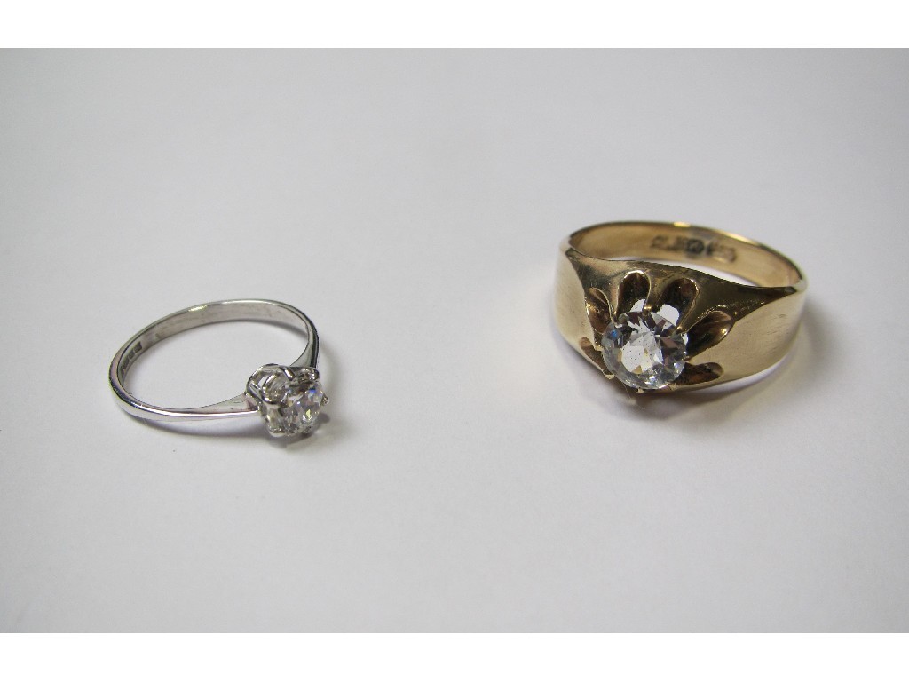 Appraisal: Lot comprising a gents ct gold gem set solitaire ring