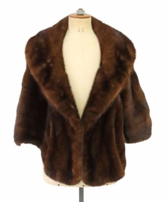 Appraisal: Vintage lady's mink fur stole wrap retailed by Sakowitz Houston