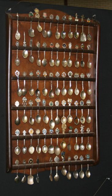 Appraisal: A large collection of Australian souvenir spoons