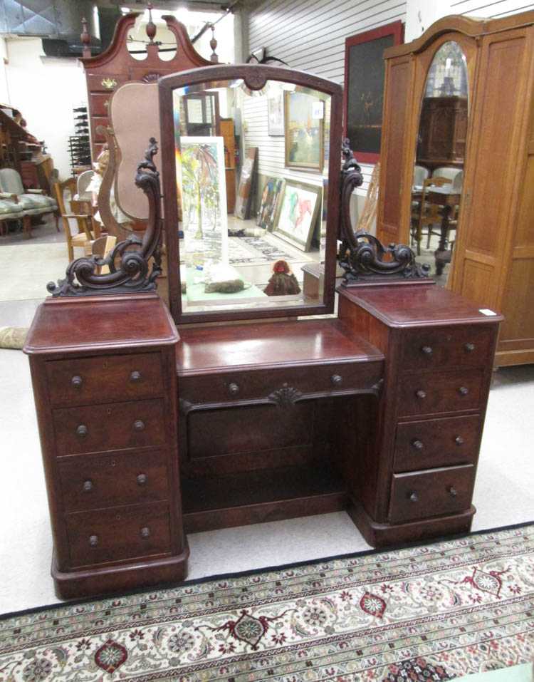 Appraisal: VICTORIAN MAHOGANY VANITY DRESSER English last quarter of the th