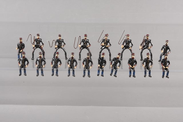 Appraisal: Lot of metal figures representing French Artillerymen and Teamsters gloss