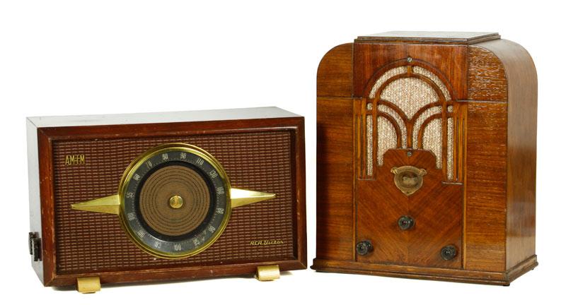 Appraisal: - Two Antique Radios Two antique radios one a Silvertone