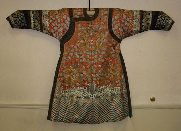 Appraisal: Chinese robe th century C'hing Dynasty chifu worn by Manchurian