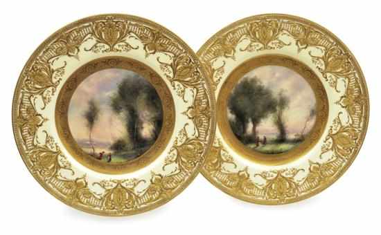 Appraisal: A PAIR OF ROYAL WORCESTER PORCELAIN CABINET PLATES CIRCA ATTRIBUTED