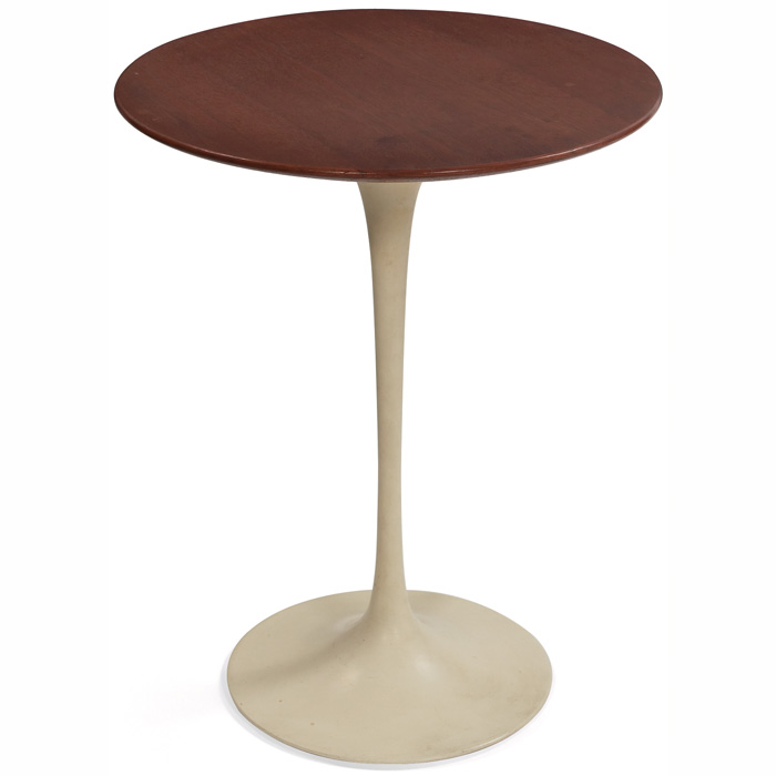 Appraisal: Eero Saarinen occasional table by Knoll round walnut top over