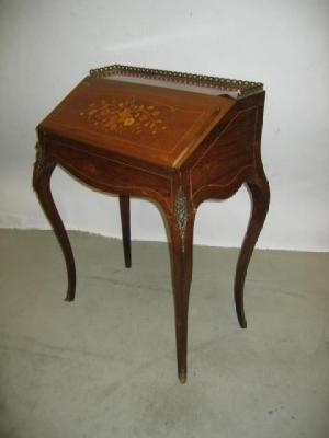 Appraisal: A ROSEWOOD BUREAU DE DAME with stringing and gilt metal