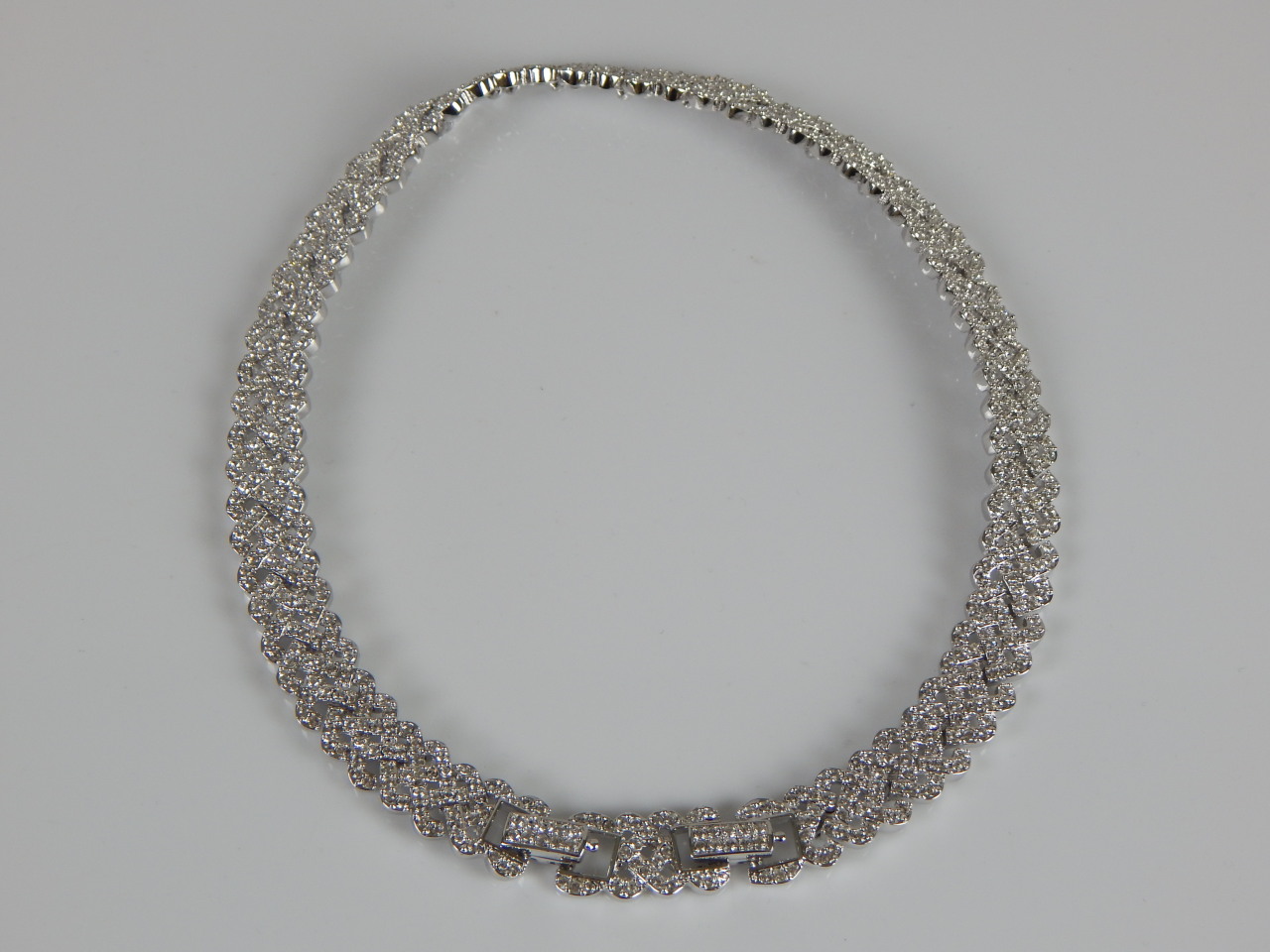 Appraisal: A modern Swarovski crystal necklace of pleated design with box