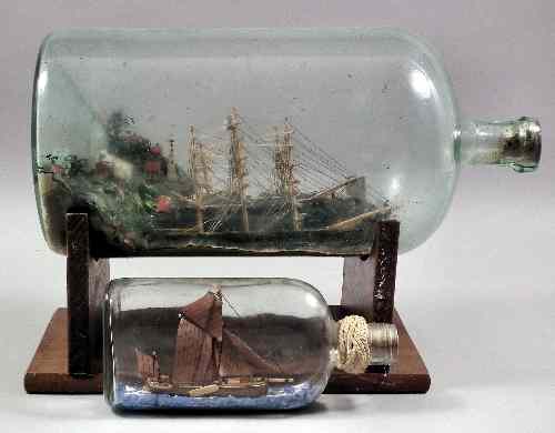 Appraisal: An early th Century ship model in a bottle of