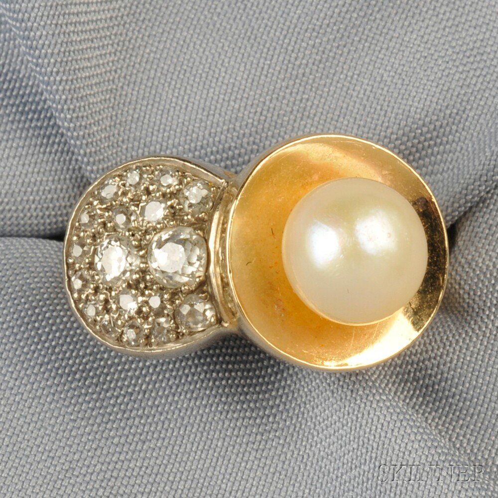 Appraisal: Retro Cultured Pearl and Diamond Ring set with a cultured