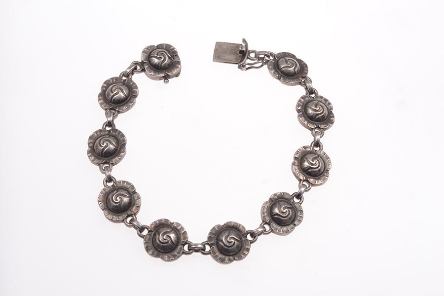 Appraisal: A BRACELET BY GEORG JENSEN IN STERLING SILVER REFERENCE A