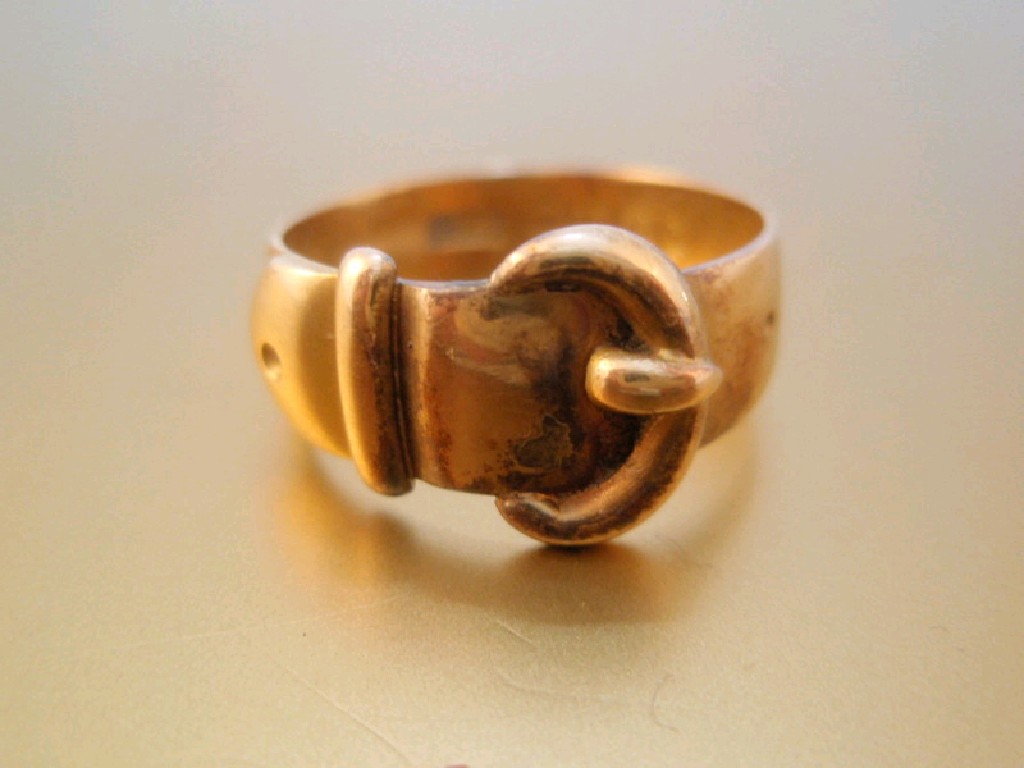 Appraisal: An ct gold buckle ring Birmingham assay