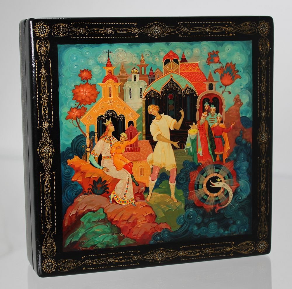 Appraisal: Signed Russian Handpainted Lacquered Box Signed Russian Handpainted Lacquered Box