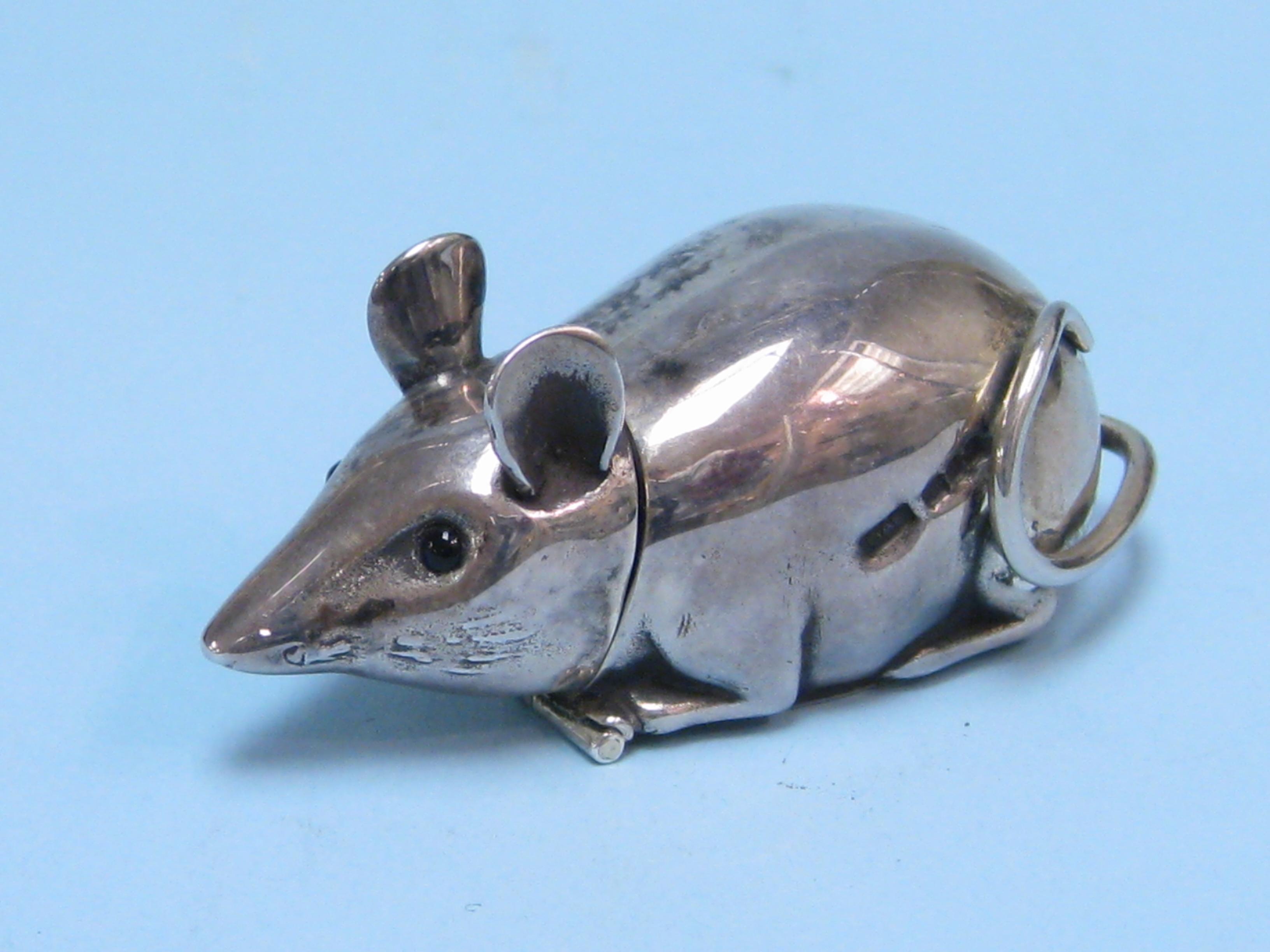 Appraisal: A Vesta Case in the form of a mouse London