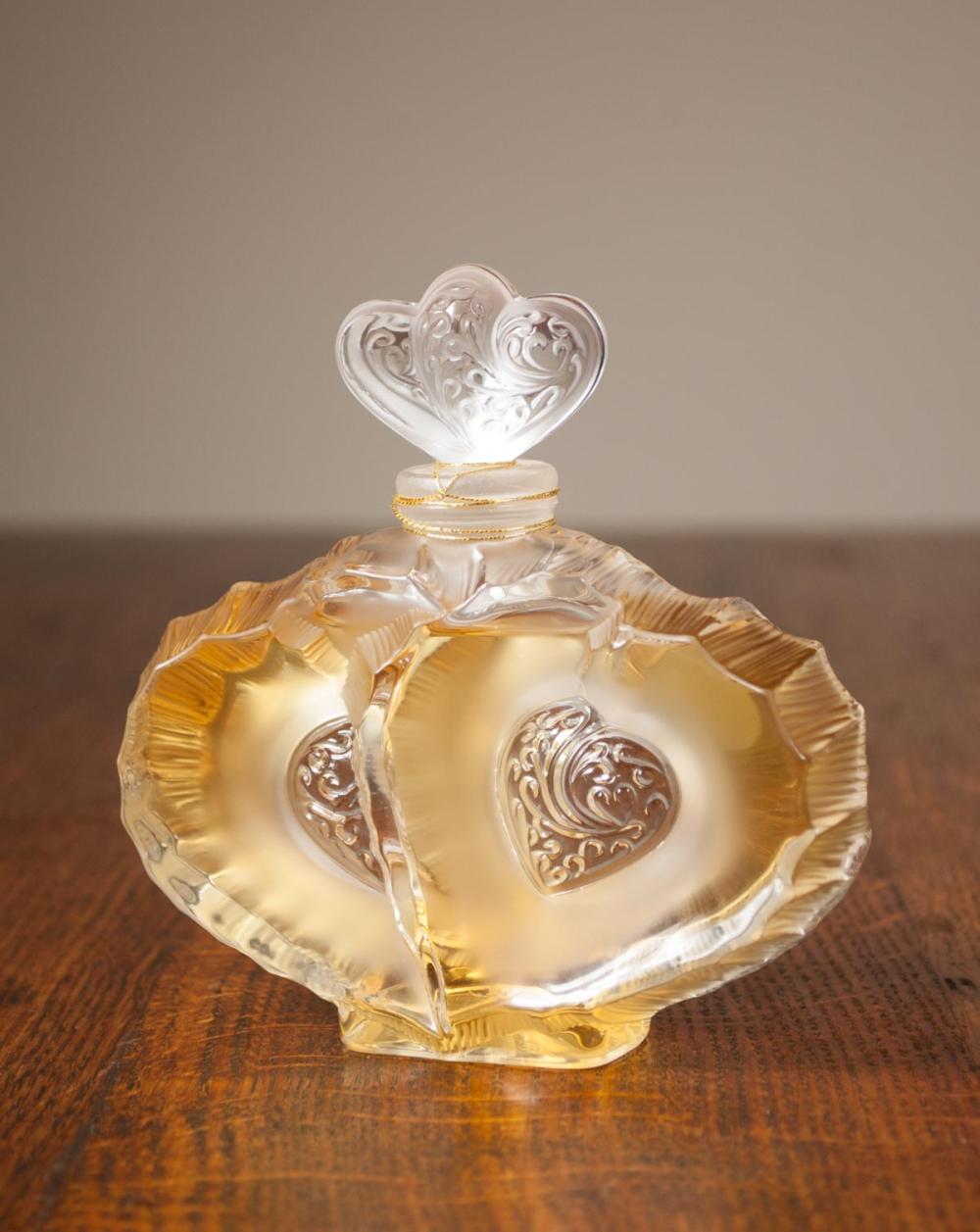 Appraisal: LALIQUE DEUX COEURS CRYSTAL PERFUME Flacon Collection Edition two overlapping