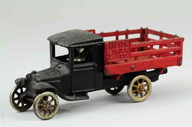 Appraisal: 'ANCHOR'' DELIVERY TRUCK North Judd cast iron Model 'T' truck