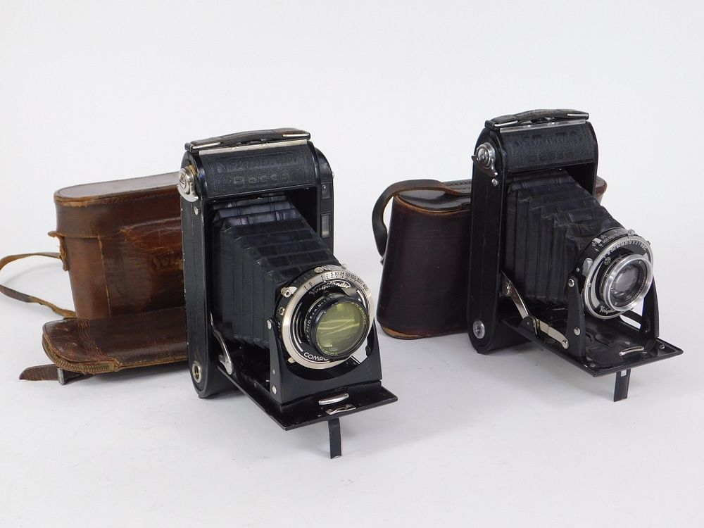 Appraisal: Lot of Voigtl nder Bessa Folding Cameras Lot of Voigtl