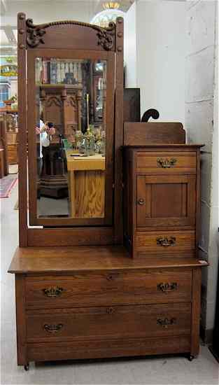 Appraisal: LATE VICTORIAN OAK DRESSER WITH TILT MIRROR American c the