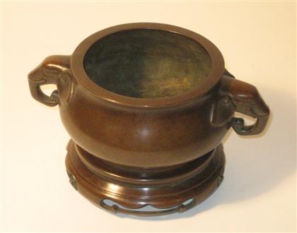 Appraisal: Chinese bronze censer on standmodern