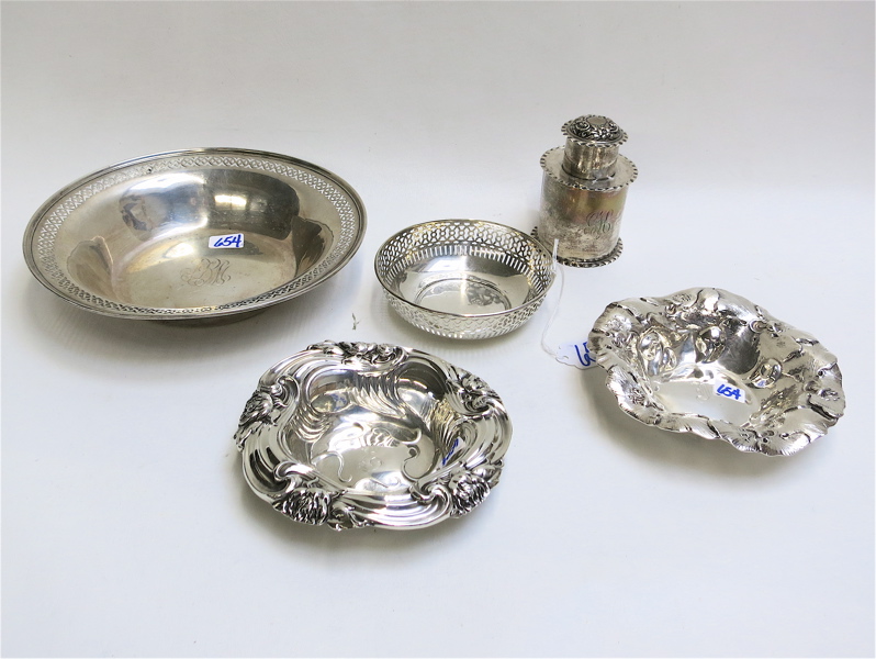 Appraisal: FIVE STERLING SILVER HOLLOWWARE bowls with pierced bands and D