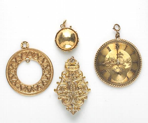 Appraisal: A collection of k and k gold jewelry gross weight