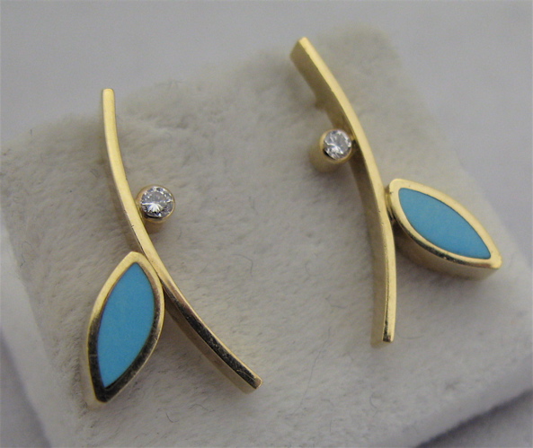 Appraisal: PAIR OF TURQUOISE AND KARAT GOLD EARRINGS each set with