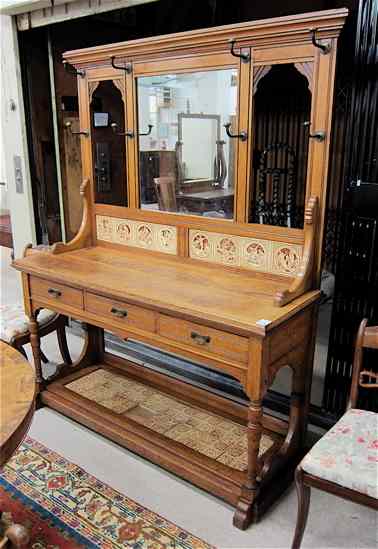 Appraisal: A VICTORIAN OAK AND CERAMIC TILE HALLSTAND English late th