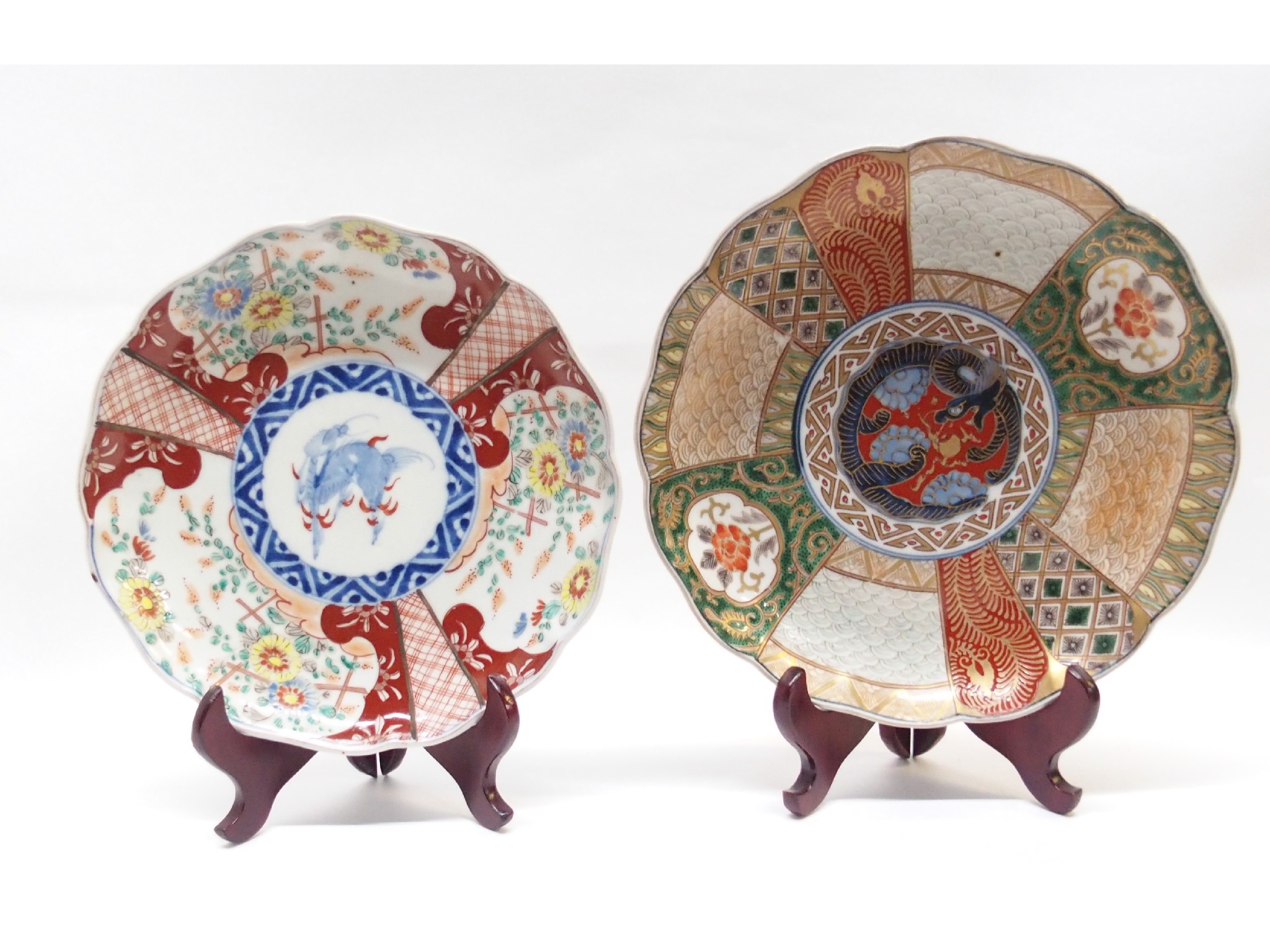 Appraisal: Two Japanese Imari dishes with scalloped rims