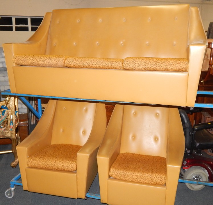 Appraisal: A 's three piece suite upholstered in button back yellow