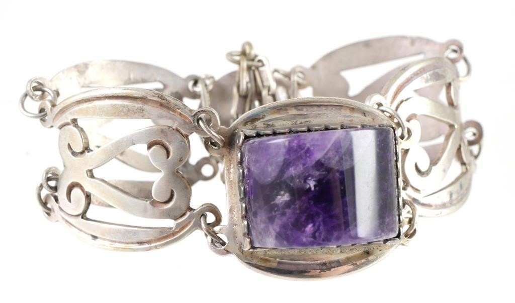 Appraisal: Vintage Mexico sterling silver bracelet with half-cylinder of amethyst Could