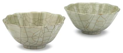 Appraisal: Pair of Chinese ge-type glazed porcelain foliate form bowlsyongzheng period