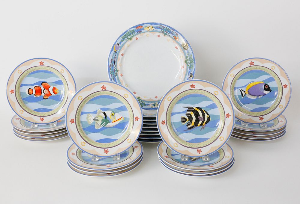 Appraisal: Set of Claire Murray Nautical Decorated Stoneware Plates Set of