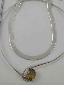 Appraisal: A white metal tests silver gem set necklace together with