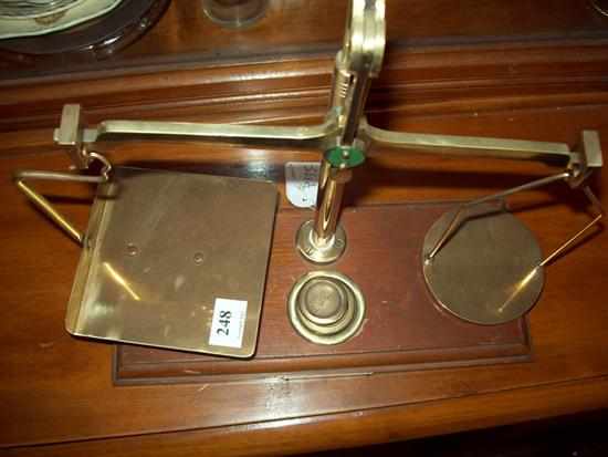 Appraisal: AN ANTIQUE BRASS SCALES