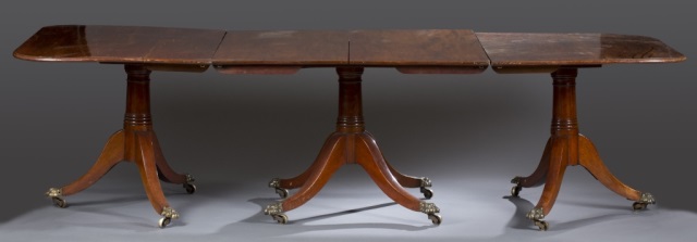 Appraisal: Mahogany Comprising two end sections one middle section and two