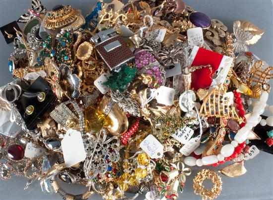 Appraisal: Assorted costume jewelry including gilt metal jewelry rhinestone brooches etc