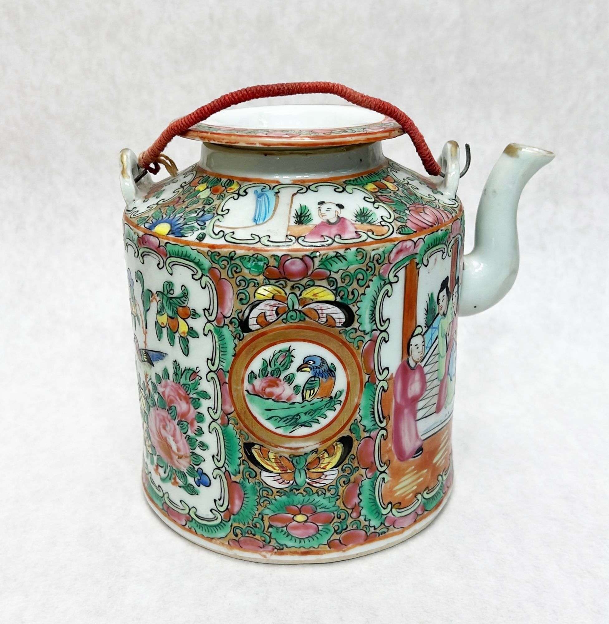 Appraisal: Chinese Export Rose Medallion Teapot tall Condition repair on lid