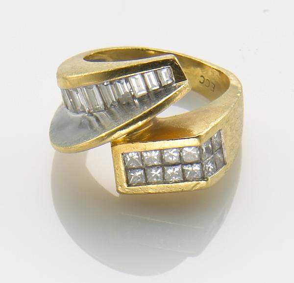 Appraisal: A diamond and k bicolor gold ring estimated total diamond