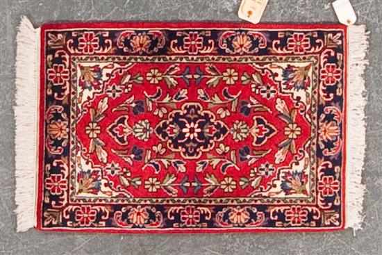 Appraisal: Indo-Sarouk rug India modern x Estimate -