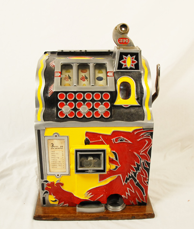 Appraisal: A Mills Lion Head cent Slot Machine from Chicago Ill