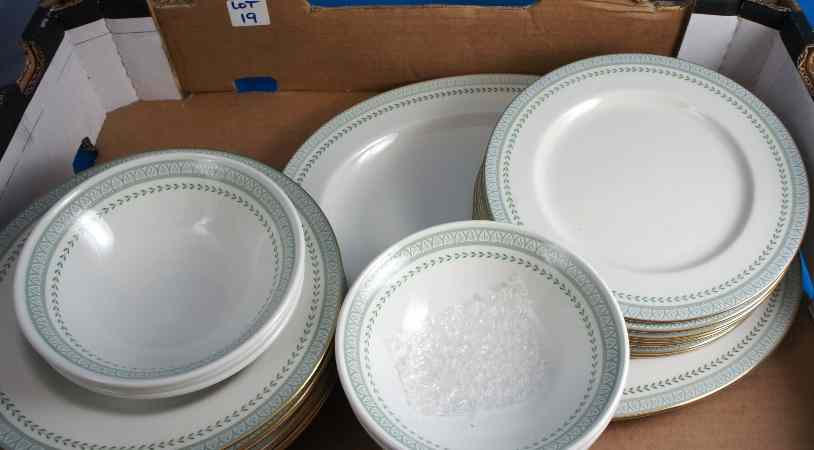 Appraisal: Royal Doulton part Dinner set in the Berkshire design