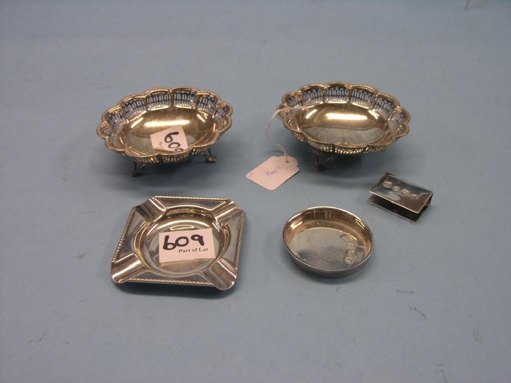 Appraisal: A pair of silver sweetmeat dishes lobed circular shape in