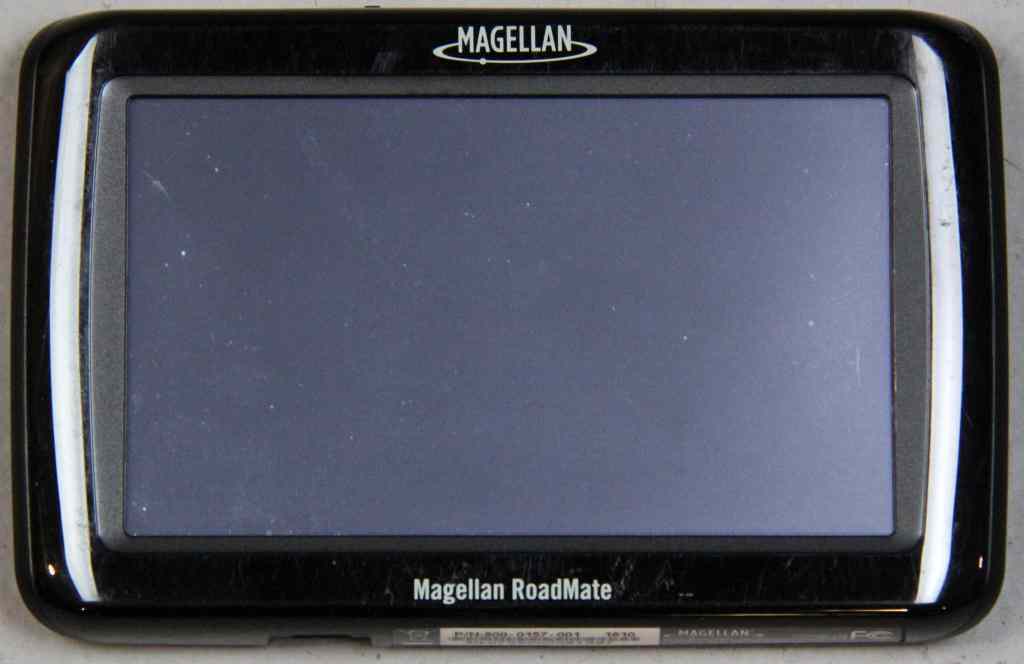 Appraisal: Magellan RoadMate -MU GPS NavigatorGPS pre-loaded with maps of US