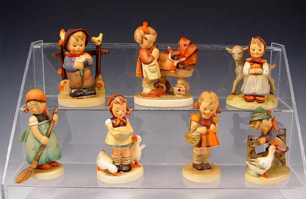 Appraisal: COLLECTION OF FULL BEE HUMMEL FIGURES To include ''Doll Mother''