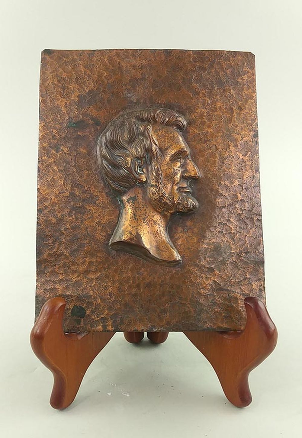 Appraisal: COPPER PLAQUE OF LINCOLN IN PROFILEThe rectangular relief shown as