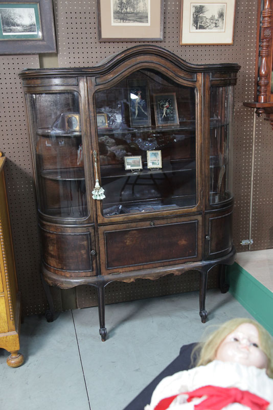 Appraisal: CHINA CABINET Mixed woods having an arched top large glazed