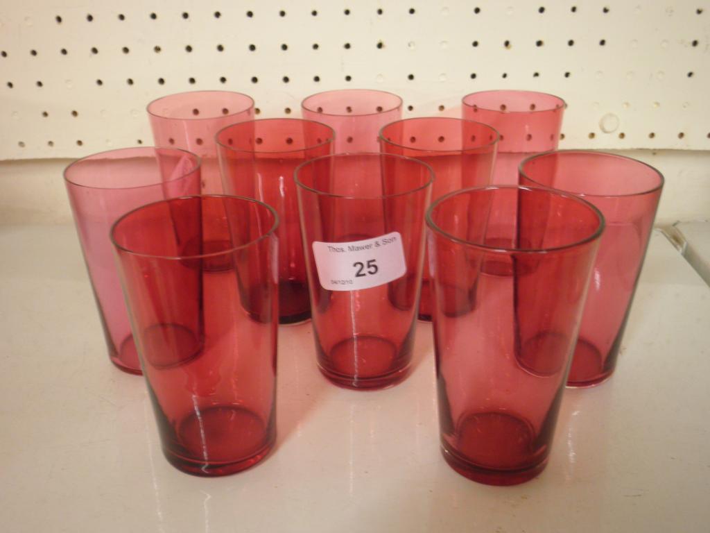 Appraisal: A set of ten cranberry tinted tumblers