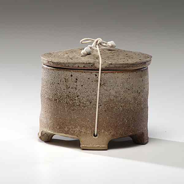 Appraisal: Byron Temple - USA Covered and Tied Box ca Stoneware